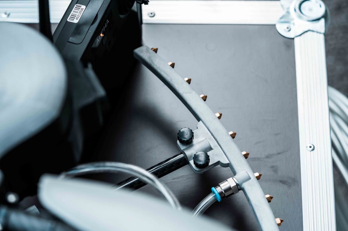 Détail de la rampe de pulvérisation et des buses d'un drone technique